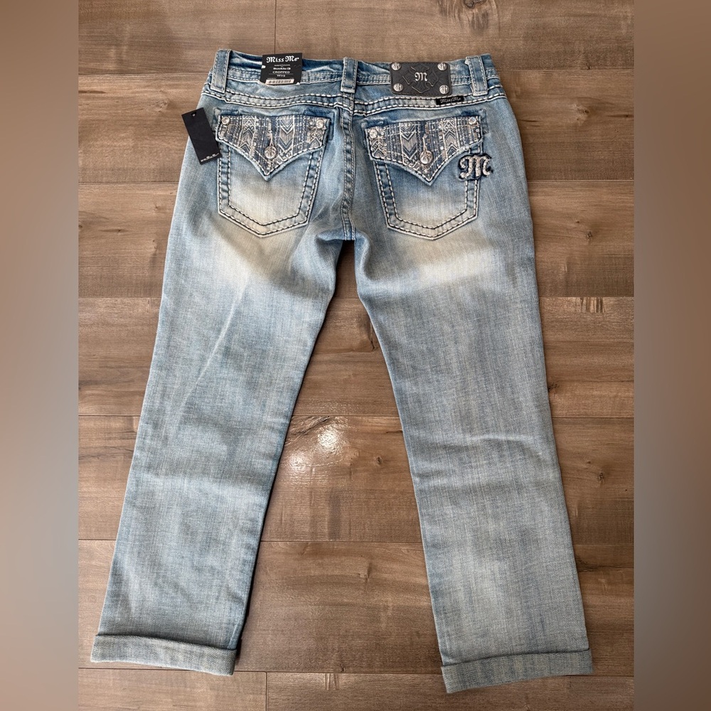 NEW Miss Me Signature‎ Cropped Jeans Women 29 Light JE8089C Stitch Aztec Pocket - Picture 3 of 10